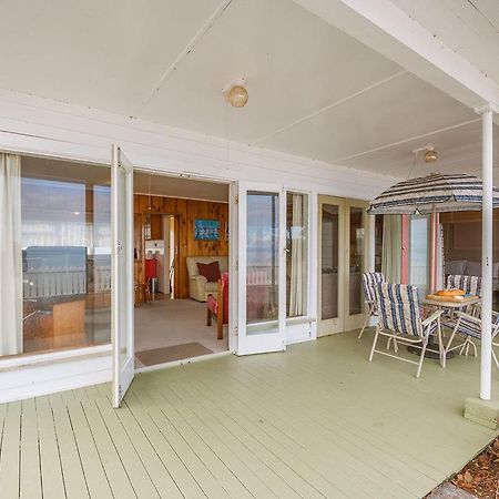 Lake Edge Cottage - Waitahanui Holiday Home Exteriör bild