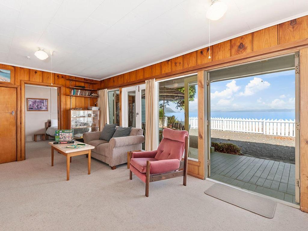 Lake Edge Cottage - Waitahanui Holiday Home Exteriör bild
