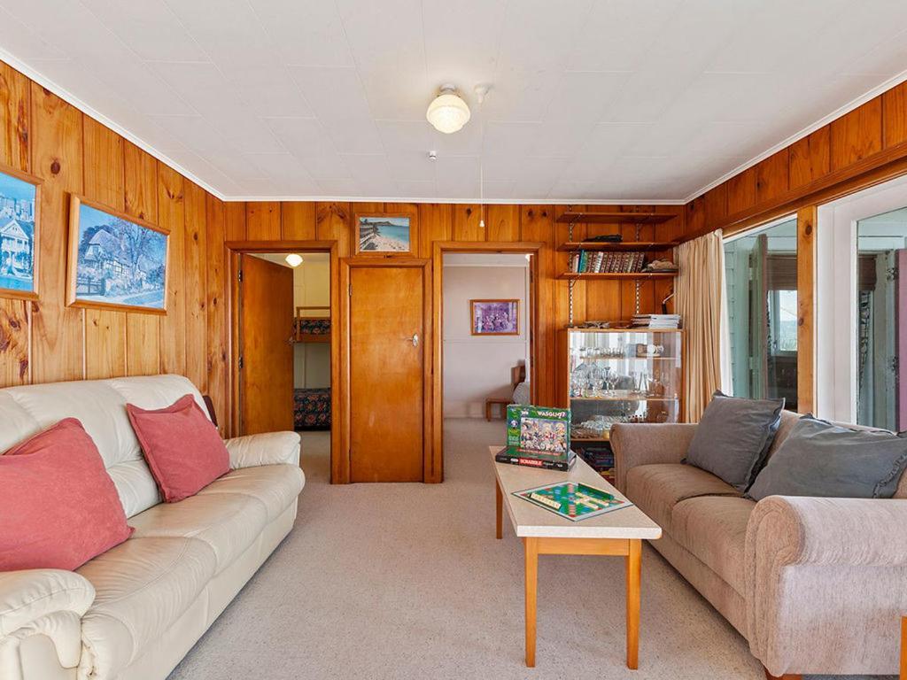 Lake Edge Cottage - Waitahanui Holiday Home Exteriör bild